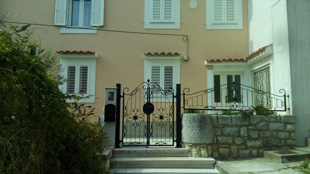 Apartment Emma Mali Lošinj Exterior foto